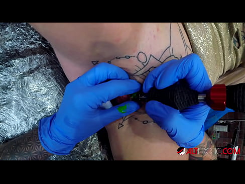❤️ tattooed ທີ່ສຸດ Hottie Sully Savage ໄດ້ຮັບ tattoo ສຸດ clitoris ຂອງນາງ ວິດີໂອທາງຮູທະວານ ທີ່ lo.hentai-menu.ru ❌️❤